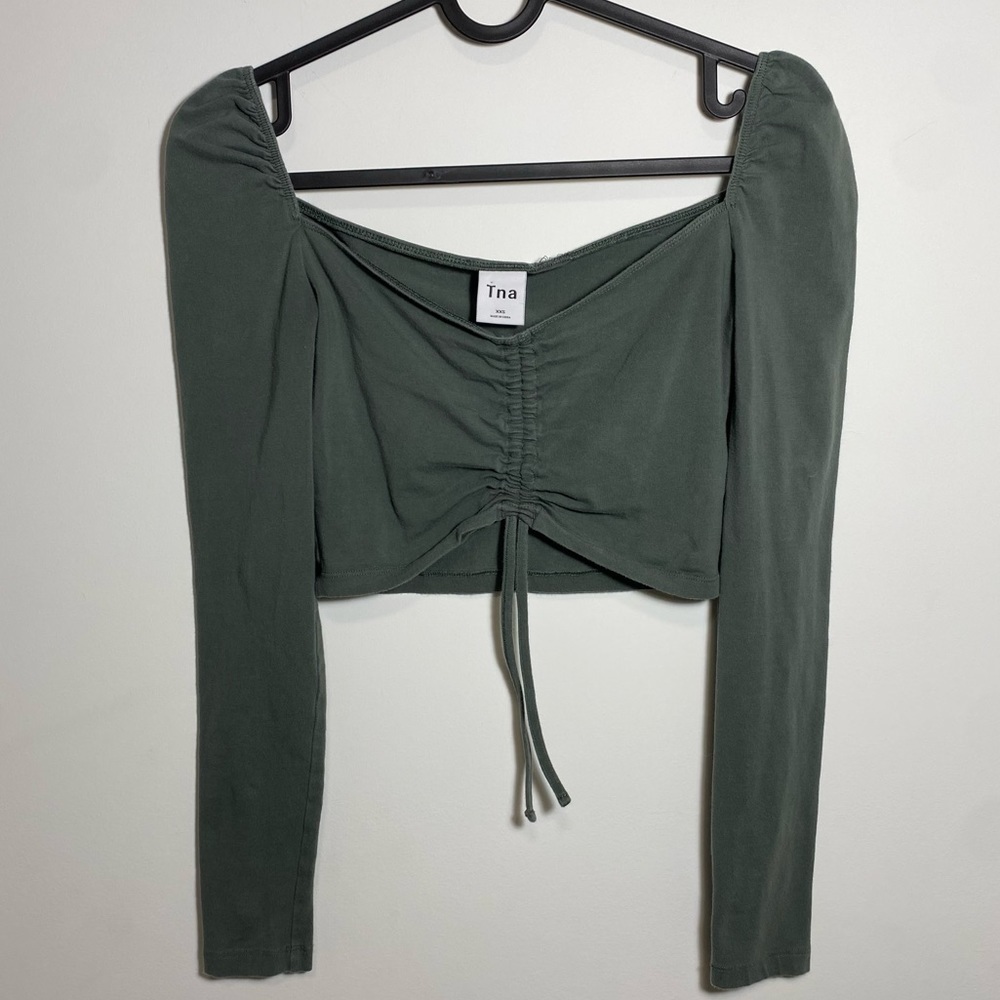 Tna 90s Malibu Longsleeve Crop Top in Green size XXS